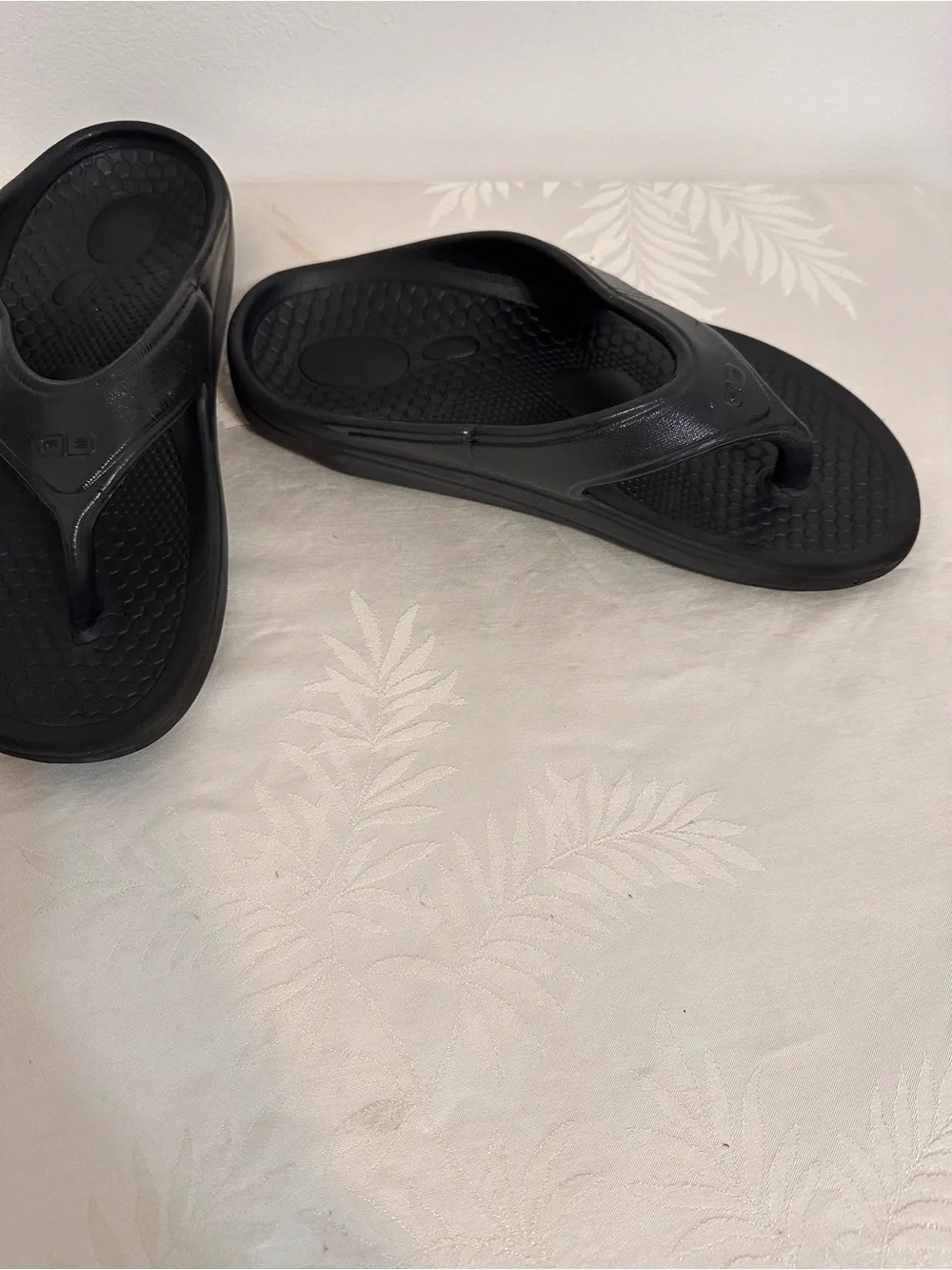 Spenco Men's Black Comfort Foam Flip-Flop Sandals W10 M9